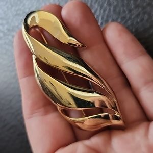VTG M.JENT brooch